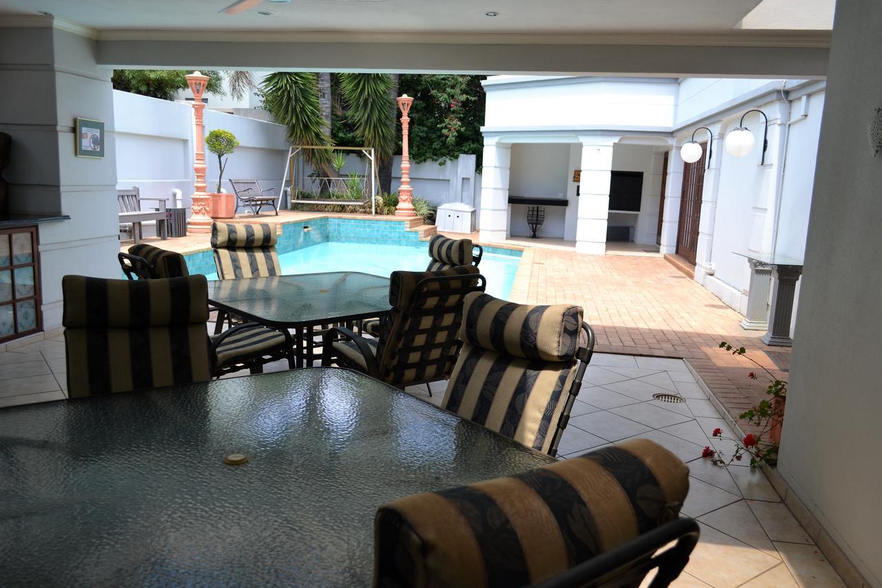 The Baobab Villa Midrand Exteriör bild