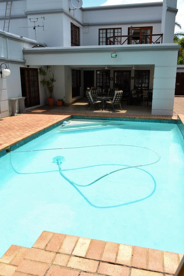 The Baobab Villa Midrand Exteriör bild