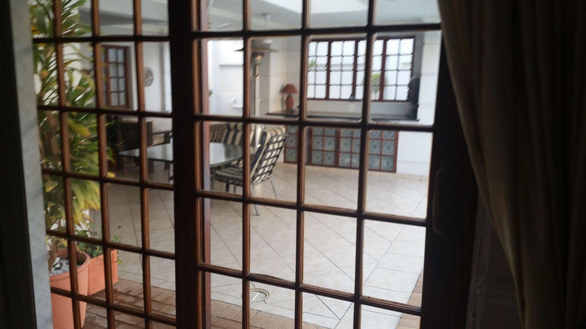 The Baobab Villa Midrand Exteriör bild
